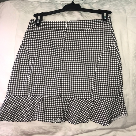 Unused shein plaid black and white skirt - Picture 3 of 5